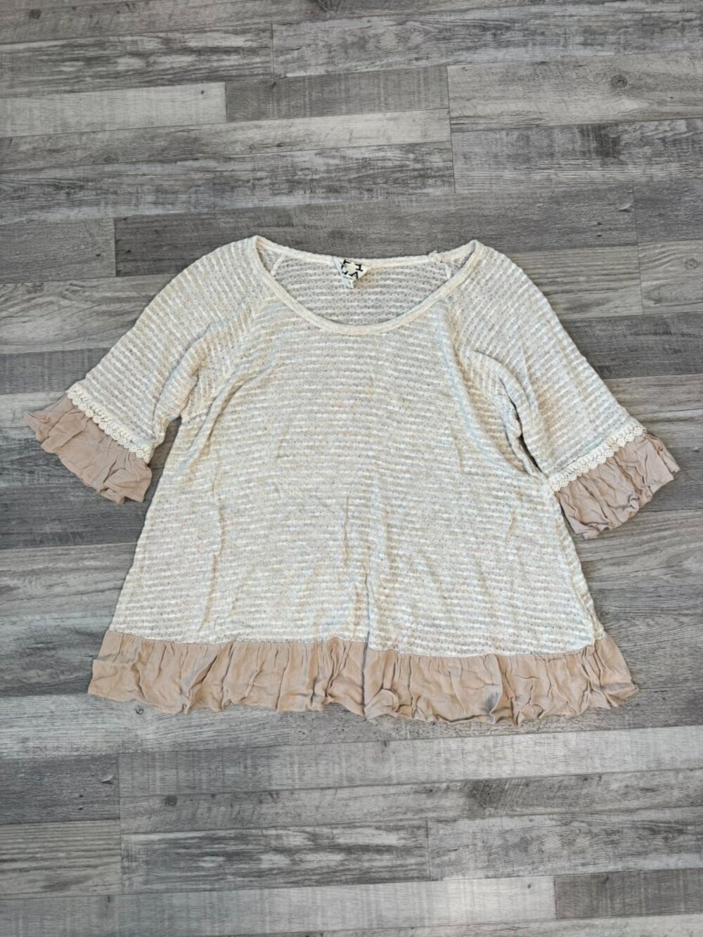 PPLA knit scoop neck top ruffle trim 3/4 sleeve tunic size medium B10